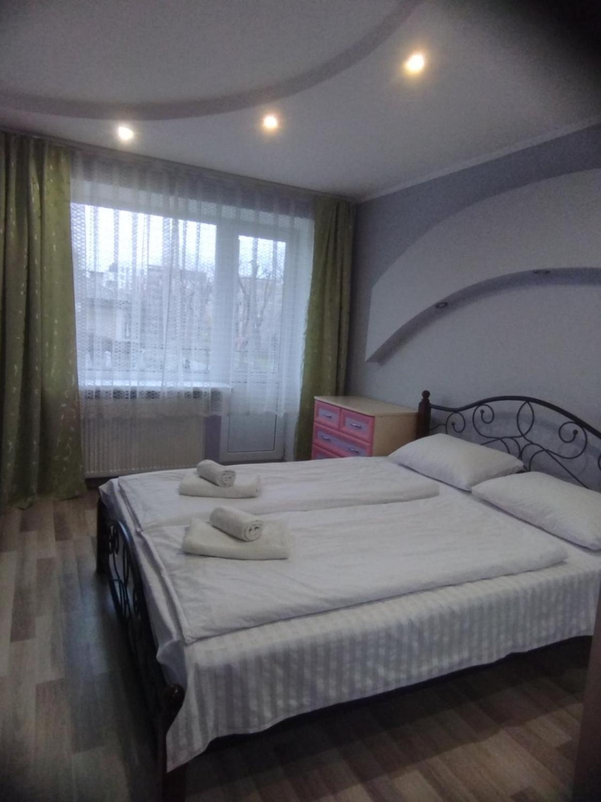 Дизайнерська Квартира У Центрі Міста Uzhhorod Exterior photo